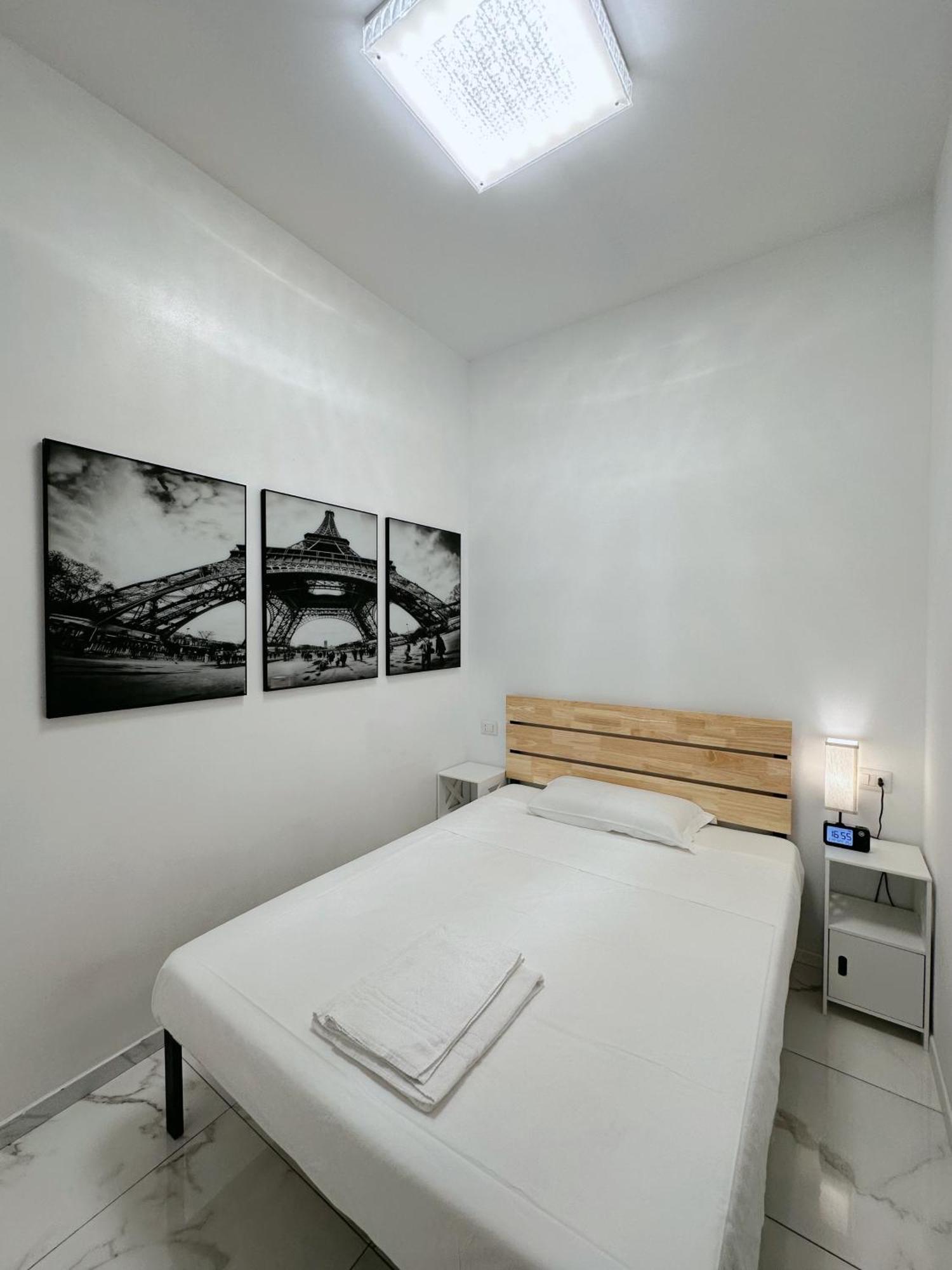 Bed & Breakfast Sakura ミラノ エクステリア 写真