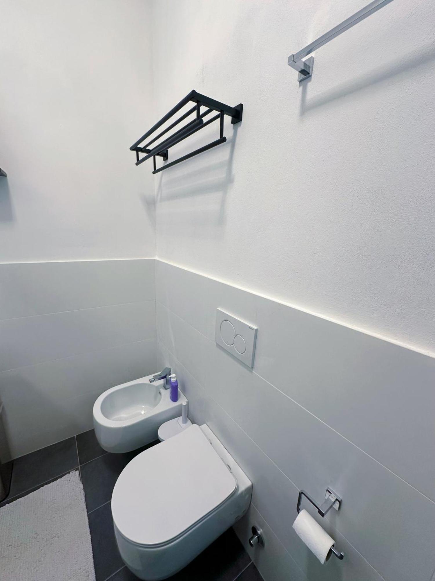 Bed & Breakfast Sakura ミラノ エクステリア 写真